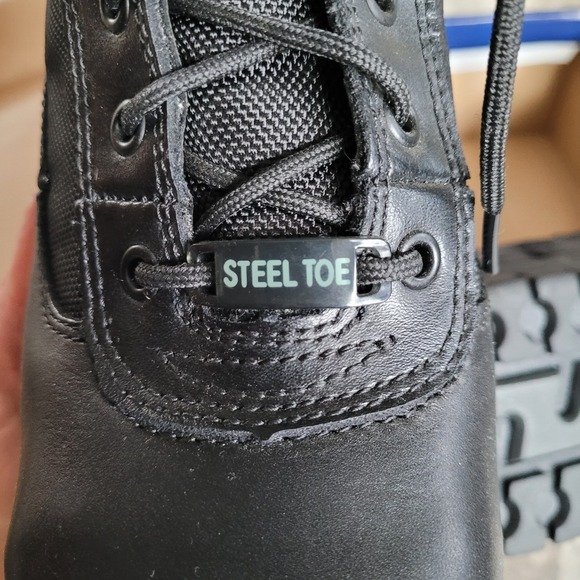 NEW Bates Tactical Boots - 8" Steel Toe, EH Rated, Thinsulate Insulated Combat - Picture 10 of 10